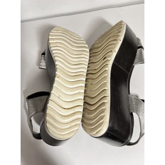 Stuart Weitzman EUC Silver Glitter Crosspath Flatform Platform Sandal Shoe 8.5 - Picture 7 of 8